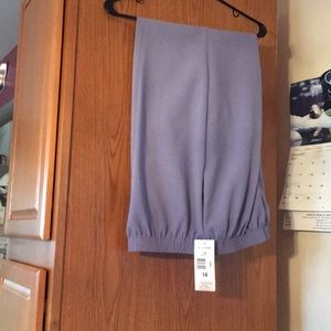 Lavender slacks w. Pockets